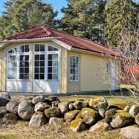 Goekboet Villa Broddetorp Екстериор снимка
